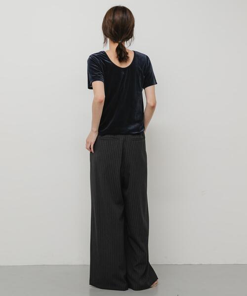 SENSE OF PLACE by URBAN RESEARCH(センスオブプレイスバイアーバンリサーチ)の「2WAYシシュウベロアTシャツ(Tシャツ/カットソー・レディース・ブラウン/ネイビー/ピンク・ONE)」の17枚目の写真
