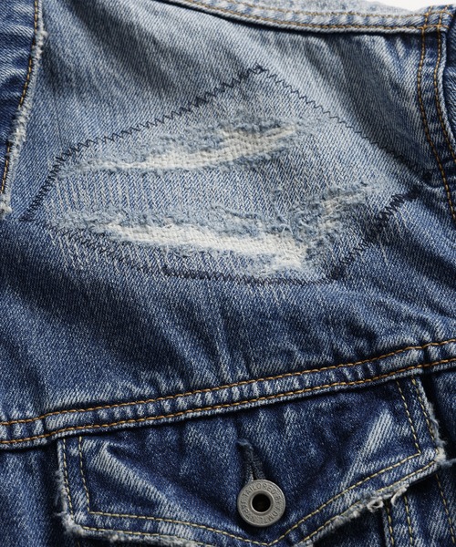 FDMTL（ファンダメンタル）の「FDMTL/ファンダメンタル/ASYMMETRY DENIM JACKET 10YR WASH（デニムジャケット・メンズ・インディゴブルー・4/3/2/1）」の7枚目の写真