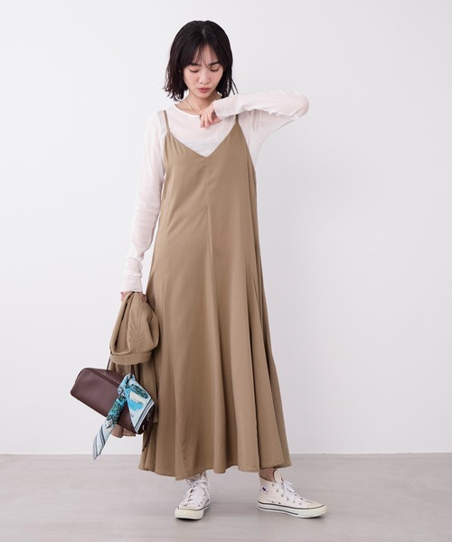MICA&DEAL(マイカ&ディール)の「フィブリルキャミワンピース(ワンピース・レディース・チャコールグレー/ブラウン/ベージュ・FREE)」の3枚目の写真