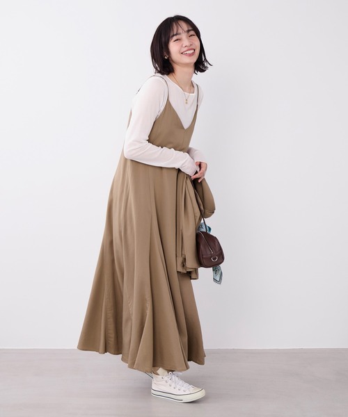 MICA&DEAL(マイカ&ディール)の「フィブリルキャミワンピース(ワンピース・レディース・チャコールグレー/ブラウン/ベージュ・FREE)」の11枚目の写真