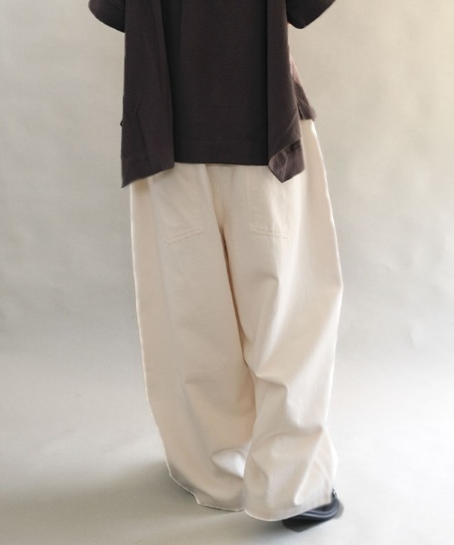 aquagarage（アクアガレージ）の「イージーデニムパンツ（デニムパンツ・レディース・アイボリー/ネイビー/ブルー・M/L）」の8枚目の写真