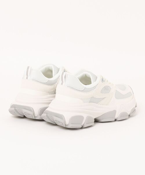 FILA（フィラ）の「【FILA】Potent（スニーカー・メンズ・ホワイト×グレー・26.5cm/26.0cm/27.0cm/28.0cm/25.5cm）」の2枚目の写真