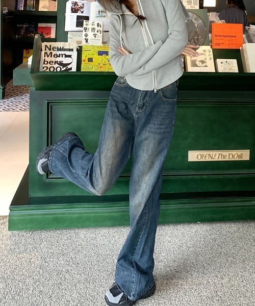 LUCPY(ラクピー)の「ヴィンテージウォッシュワイドデニムパンツ(デニムパンツ・レディース・グレー・SMALL/MEDIUM/LARGE)」の4枚目の写真