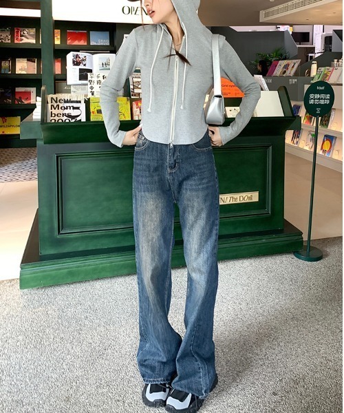 LUCPY(ラクピー)の「ヴィンテージウォッシュワイドデニムパンツ(デニムパンツ・レディース・グレー・SMALL/MEDIUM/LARGE)」の2枚目の写真