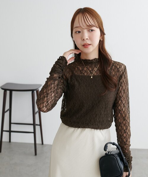 DISCOAT(ディスコート)の「【WEB限定】袖口ギャザーレースメロートップス(Tシャツ/カットソー・レディース・ブラック/ブラウン/アイボリー・FREE)」の18枚目の写真