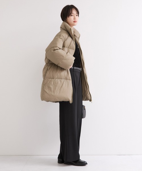 le cercle ADAM ET ROPE'(ルセルクルアダムエロペ)の「ミドル丈ダウンコート(ダウンジャケット/コート・レディース・ブラック/ベージュ・FREE)」の6枚目の写真