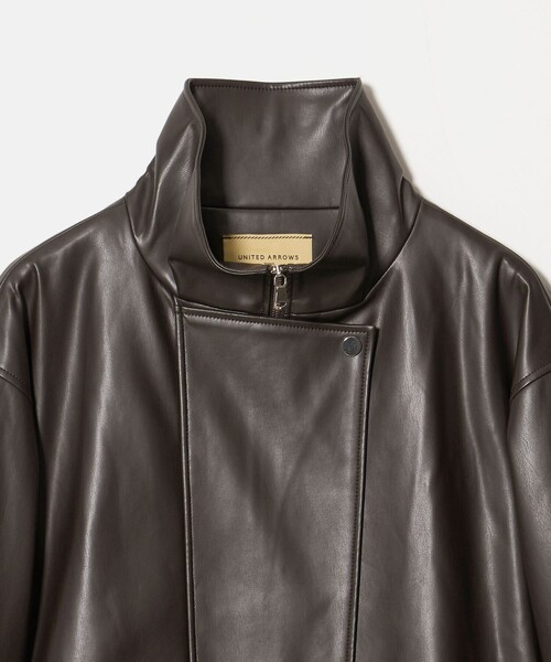 UNITED ARROWS(ユナイテッドアローズ)の「スタンドカラー レザーライク ブルゾン(ブルゾン・レディース・ダークブラウン/ブラック・38/36)」の20枚目の写真