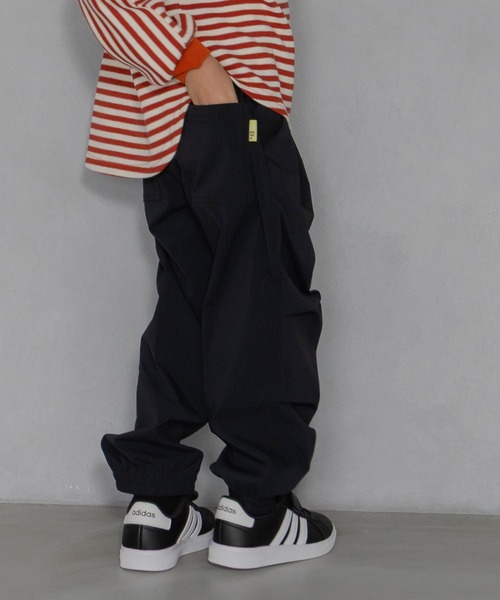 MAKE YOUR DAY(メイクユアデイ)の「パラシュートパンツ■80~140cm(その他パンツ・キッズ・カーキ/ブラック・140/80/90/100/110/120/130)」の18枚目の写真
