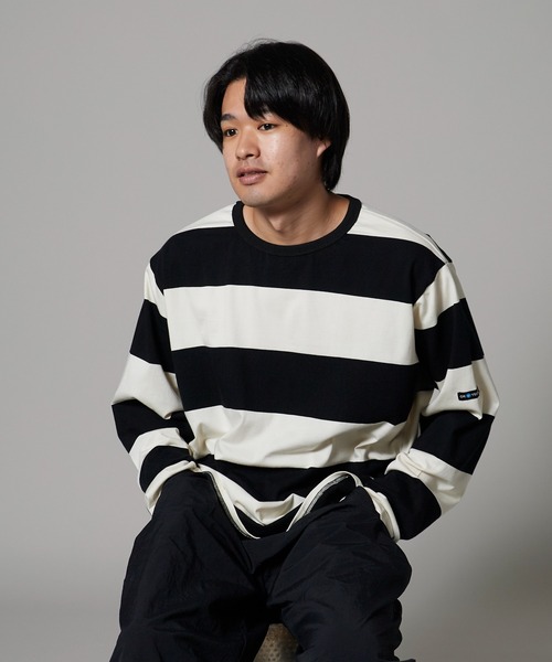 OK YESTERDAY(オッケーイエスタデイ)の「OK YESTERDAY / オーケー イエスタデイ ワイドボーダーロンT/Wide-Striped Long-Sleeve T-Shirt(Tシャツ/カットソー・メンズ・ホワイト×ネイビー/ホワイト×ブラック/ブラック×グレー・L/M)」の7枚目の写真