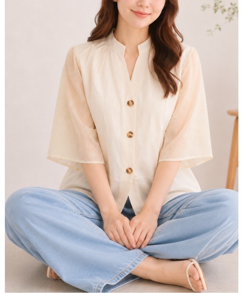 FAZVY（ファズビー）の「袖に咲く刺繍 シアーフレアスリーブ半袖ブラウス（シャツ/ブラウス・レディース・ホワイト・M）」の11枚目の写真