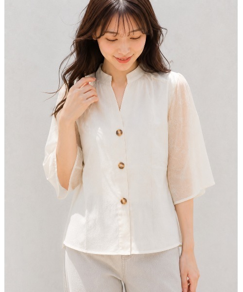 FAZVY（ファズビー）の「袖に咲く刺繍 シアーフレアスリーブ半袖ブラウス（シャツ/ブラウス・レディース・ホワイト・M）」の15枚目の写真