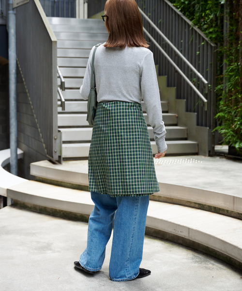 OUTDOOR PRODUCTS（アウトドアプロダクツ）の「スラブジャージータートルネック（Tシャツ/カットソー・レディース・ホワイト/チャコールグレー・FREE）」の9枚目の写真