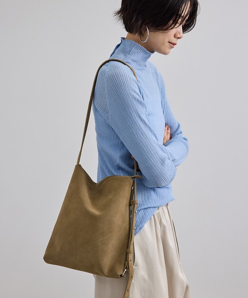 SALON adam et rope'(サロン アダム エ ロペ)の「【W S(ドゥーブル)】マルチWAYナチュラルレザーショルダーバッグ(ショルダーバッグ・レディース・ブラック/ベージュ・FREE)」の12枚目の写真