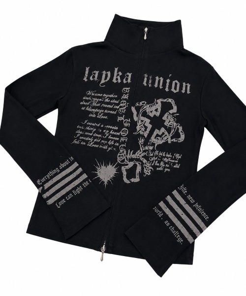 Never mind the XU / Chikashitsu+(ネバーマインド ザ エックスユー / チカシツプラス)の「【BABY09】y2k print slim zipup top / 【ベイビーナイン】ロゴプリントスリムジップアップ長袖Tシャツ(Tシャツ/カットソー・レディース・ブラック/グレー・M)」の5枚目の写真