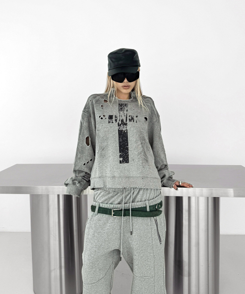 ROARINGRAD(ロアリングラド)の「クロスダメージスウェットシャツ グレー(スウェット・レディース・その他・MEDIUM/LARGE)」の5枚目の写真