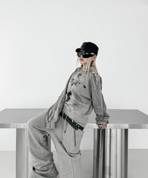 ROARINGRAD(ロアリングラド)の「クロスダメージスウェットシャツ グレー(スウェット・レディース・その他・MEDIUM/LARGE)」の6枚目の写真