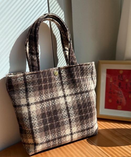 VIBGYOR(ヴィブジョー)の「Mignonjour/チェック柄ミニトートバッグ M2987(トートバッグ・レディース・ブラウン・FREE)」の1枚目の写真