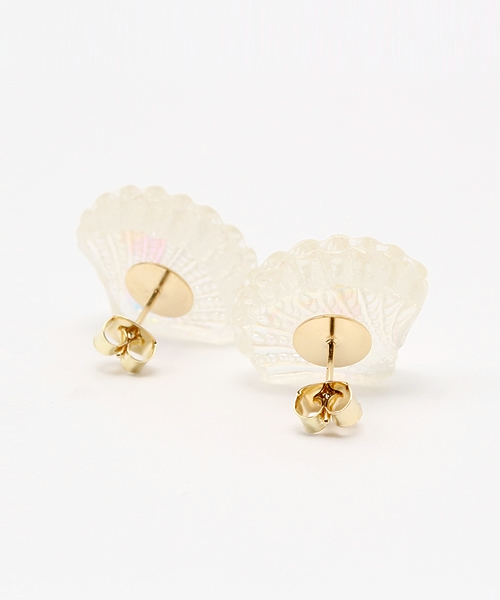 Khaju（カージュ）の「Khaju: クリアシェルピアス（ピアス（両耳用）・レディース・ホワイト・ONE SIZE）」の2枚目の写真