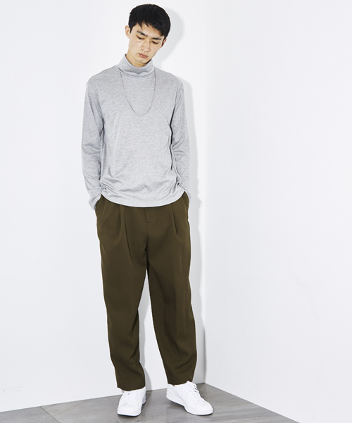 STUDIOUS(ステュディオス)の「プレミアムスムースタートルネックロンT(Tシャツ/カットソー・メンズ・グレー/ブラック/ホワイト・2/3/1)」の14枚目の写真