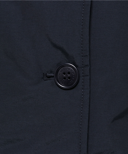 WOOLRICH（ウールリッチ）の「WOOLRICH　ARCTIC PARKA　アークティックパーカー（ダウンジャケット/コート・レディース・ベージュ/ネイビー/ブラック・X-SMALL/SMALL）」の4枚目の写真