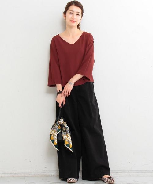 BEAUTY&YOUTH UNITED ARROWS（ビューティーアンドユースユナイテッドアローズ）の「【WEB限定】by ※∴ツイルチノタックワイドパンツ ◆（チノパンツ・レディース・ブラック/ベージュ/ダークグリーン/ネイビー・MEDIUM/SMALL/LARGE）」の5枚目の写真