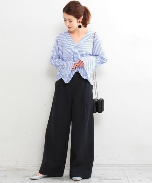 BEAUTY&YOUTH UNITED ARROWS（ビューティーアンドユースユナイテッドアローズ）の「【WEB限定】by ※∴ツイルチノタックワイドパンツ ◆（チノパンツ・レディース・ブラック/ベージュ/ダークグリーン/ネイビー・MEDIUM/SMALL/LARGE）」の18枚目の写真