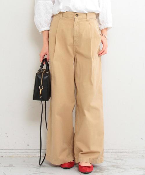 BEAUTY&YOUTH UNITED ARROWS（ビューティーアンドユースユナイテッドアローズ）の「【WEB限定】by ※∴ツイルチノタックワイドパンツ ◆（チノパンツ・レディース・ブラック/ベージュ/ダークグリーン/ネイビー・MEDIUM/SMALL/LARGE）」の21枚目の写真