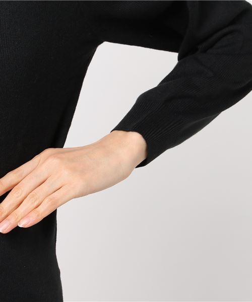 earth music&ecology（アースミュージックアンドエコロジー）の「・ビジューハイネックニットプルオーバー（ニット/セーター・レディース・ブラック/サックスブルー/ライトベージュ/ピンク/キャメル/ライトグレー・M/S）」の9枚目の写真