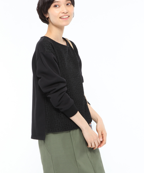 LAKOLE(ラコレ)の「レースフロントスウェット / LAKOLE(Tシャツ/カットソー・レディース・オフホワイト/ブラック・MEDIUM/SMALL)」の1枚目の写真