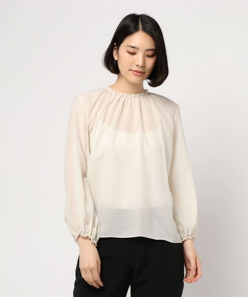 La TOTALITE(ラトータリテ)の「エアーボイルギャザーネックブラウス【手洗い可能】◆(シャツ/ブラウス・レディース・アイボリー・FREE)」の4枚目の写真