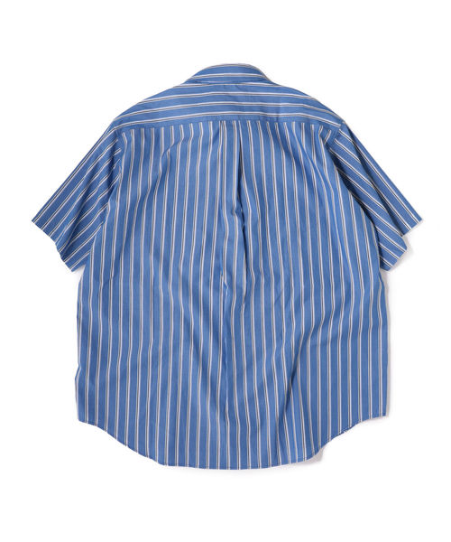 SHIPS(シップス)の「SU: レギュラーカラー ストライプ ボックス ショートスリーブ シャツ ■(シャツ/ブラウス・メンズ・オフホワイト/ブラック/ベージュ/ブルー・S/M/L)」の20枚目の写真