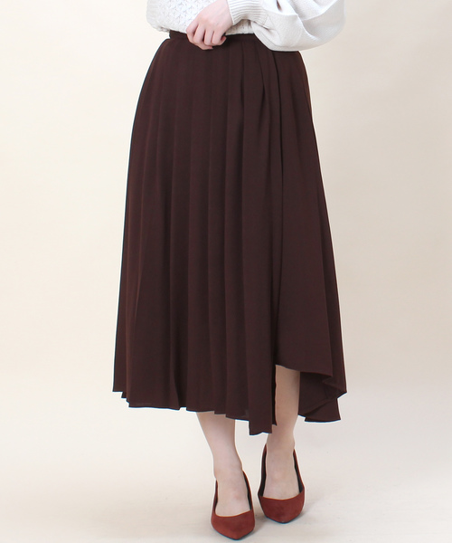 TRUDEA(トルディア)の「変形プリーツ ロングスカート(スカート・レディース・カーキ/ブラック/ブラウン/ピンク・SMALL/MEDIUM)」の3枚目の写真