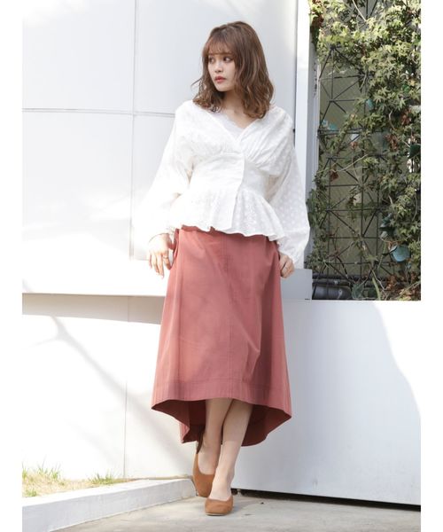 dazzlin（ダズリン）の「Ｖネックコットンペプラムトップス（シャツ/ブラウス・レディース・ブラック/オフホワイト/ミント・FREE）」の5枚目の写真