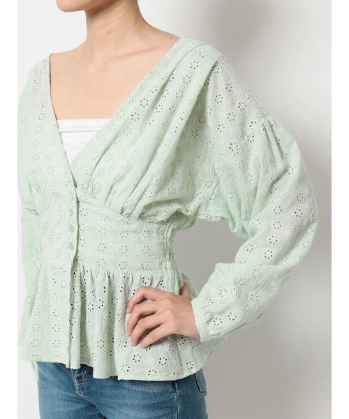 dazzlin（ダズリン）の「Ｖネックコットンペプラムトップス（シャツ/ブラウス・レディース・ブラック/オフホワイト/ミント・FREE）」の19枚目の写真