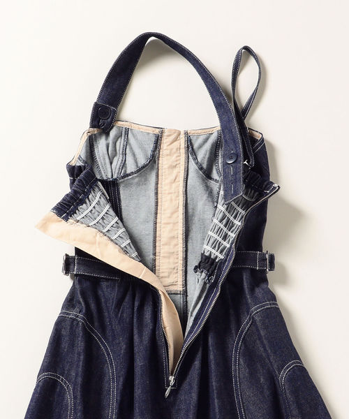 CASA FLINE(カーサフライン)の「CASA FLINE:フロントホックデニムワンピース◇(ワンピース・レディース・ブルー・ONE SIZE)」の7枚目の写真