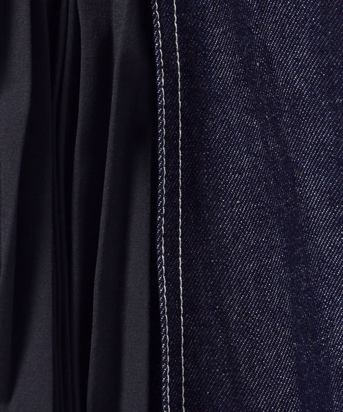 CASA FLINE(カーサフライン)の「CASA FLINE:フロントホックデニムワンピース◇(ワンピース・レディース・ブルー・ONE SIZE)」の4枚目の写真