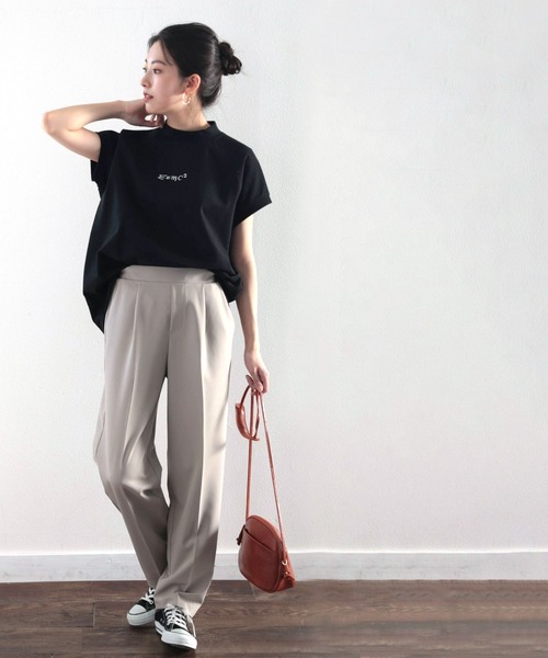 classicalelf(クラシカルエルフ)の「綿100%USAコットン。ゆるっとしたロゴがかわいい。ヘビロテ必須の大人Tシャツ。(Tシャツ/カットソー・レディース・ホワイト/ブラック/ベージュ/グリーン/モカ・MEDIUM/LARGE/X-LARGE/XX-LARGE)」の3枚目の写真
