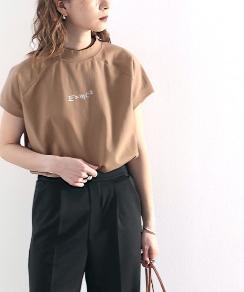classicalelf(クラシカルエルフ)の「綿100%USAコットン。ゆるっとしたロゴがかわいい。ヘビロテ必須の大人Tシャツ。(Tシャツ/カットソー・レディース・ホワイト/ブラック/ベージュ/グリーン/モカ・MEDIUM/LARGE/X-LARGE/XX-LARGE)」の4枚目の写真