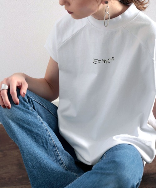 classicalelf(クラシカルエルフ)の「綿100%USAコットン。ゆるっとしたロゴがかわいい。ヘビロテ必須の大人Tシャツ。(Tシャツ/カットソー・レディース・ホワイト/ブラック/ベージュ/グリーン/モカ・MEDIUM/LARGE/X-LARGE/XX-LARGE)」の9枚目の写真