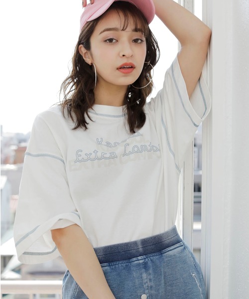 KANGOL EXTRA COMFORT（カンゴールエクストラコンフォート）の「【KANGOL EXTRA COMFORT(カンゴール エクストラ コンフォート)】配色ステッチロゴプリントTシャツ（Tシャツ/カットソー・レディース・オレンジ/ブラック/ライトベージュ/ベージュ/オフホワイト・M/L/XXL/LL）」の2枚目の写真