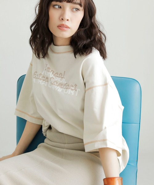 KANGOL EXTRA COMFORT（カンゴールエクストラコンフォート）の「【KANGOL EXTRA COMFORT(カンゴール エクストラ コンフォート)】配色ステッチロゴプリントTシャツ（Tシャツ/カットソー・レディース・オレンジ/ブラック/ライトベージュ/ベージュ/オフホワイト・M/L/XXL/LL）」の6枚目の写真