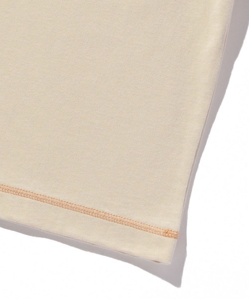 KANGOL EXTRA COMFORT（カンゴールエクストラコンフォート）の「【KANGOL EXTRA COMFORT(カンゴール エクストラ コンフォート)】配色ステッチロゴプリントTシャツ（Tシャツ/カットソー・レディース・オレンジ/ブラック/ライトベージュ/ベージュ/オフホワイト・M/L/XXL/LL）」の17枚目の写真