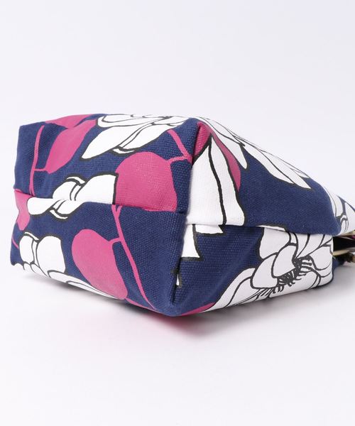 カヤ（カヤ）の「【カヤ】蓮の花 がま口ショルダーバッグ（ショルダーバッグ・レディース・レッド/イエロー/ブルー・FREE）」の5枚目の写真