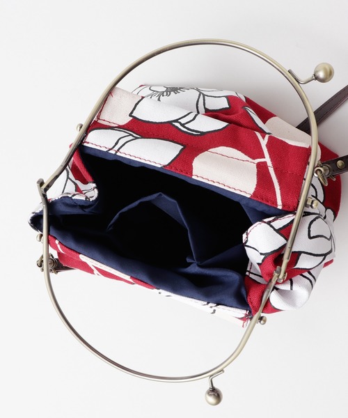 カヤ（カヤ）の「【カヤ】蓮の花 がま口ショルダーバッグ（ショルダーバッグ・レディース・レッド/イエロー/ブルー・FREE）」の8枚目の写真