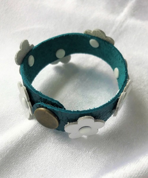 PARKS TOKYO SELECT（パークストウキョウセレクト）の「【luminio×kostikal.】（KST）マスクストラップ（ブレスレット・レディース・ブラック/ブラウン/グレイッシュベージュ/ブルーグリーン/パープル/キャメル/ピンク/ワイン/オレンジ・FREE）」の20枚目の写真