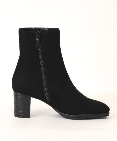 artemis by DIANA（アルテミスバイダイアナ）の「スクエアトゥショートブーツ（ブーツ・レディース・ブラック系その他/ダークベージュ/ブラック/ダークブラウン・23.5cm/22.5cm/24.5cm/25.0cm/24.0cm/23.0cm/22.0cm）」の5枚目の写真