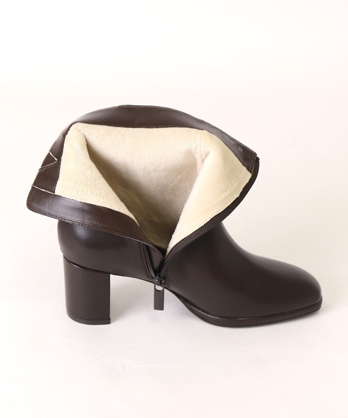 artemis by DIANA（アルテミスバイダイアナ）の「スクエアトゥショートブーツ（ブーツ・レディース・ブラック系その他/ダークベージュ/ブラック/ダークブラウン・23.5cm/22.5cm/24.5cm/25.0cm/24.0cm/23.0cm/22.0cm）」の16枚目の写真