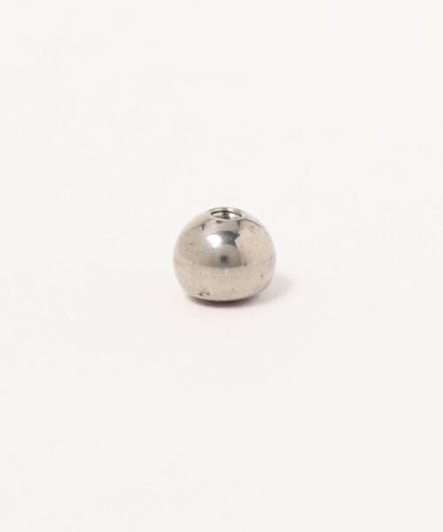 MORPH(モルフ)の「MORPH モルフ スワロフスキーボディピアスキャッチ 14ゲージ 5mm SILVER(ピアス(片耳用)・メンズ・レインボー/レッド/クリア/ローズ/エメラルド/ライトグリーン/ブラック/バイオレット/ラベンダー/スカイブルー/ライトピンク/ブルー・5)」の13枚目の写真