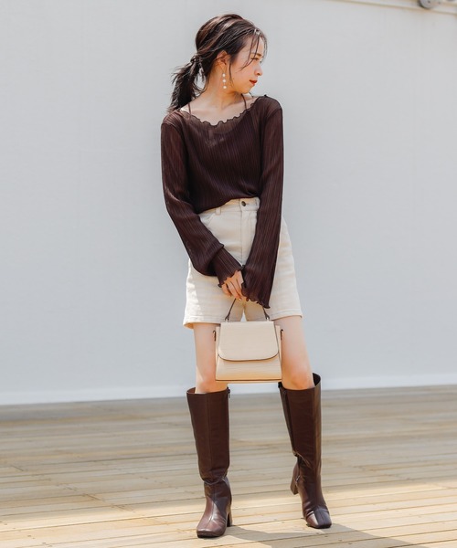 Chico（チコ）の「プリーツメローシアーブラウス(キャミ付き）（シャツ/ブラウス・レディース・ブラウン/ブラック/ピンク/ベージュ/アイボリー・FREE）」の6枚目の写真