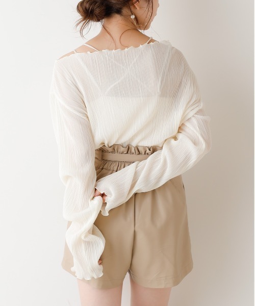 Chico（チコ）の「プリーツメローシアーブラウス(キャミ付き）（シャツ/ブラウス・レディース・ブラウン/ブラック/ピンク/ベージュ/アイボリー・FREE）」の17枚目の写真